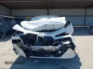 ✅ 2023 BMW i7 xDrive60 • VIN: WBY53EJ02PCN79282 • Lot: 42604904. Wystawiony na IAAI z przebiegiem 18 462 mil. Bezpłatny archiwum sprzedaży aukcyjnych z USA i szczegółowy raport historii pojazdu na DreamBid. Zdjęcie 11.