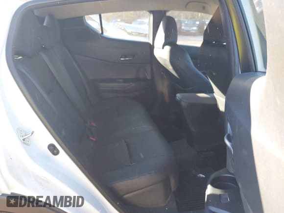 ✅ 2022 Toyota C-HR XLE • VIN: NMTKHMBX7NR146336 • Lot: 40809930. Listed on IAAI with 16,833 mi. Free auction sales archive from the USA and detailed vehicle history report at DreamBid. Image 8.