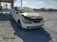 2005 Chevrolet Aveo LS с VIN KL1TD526X5B339609, выставлен на аукционе Copart как лот 77473134 с пробегом 250 357 миль миль и Списание • Salvage title. История ставок и продаж доступна на DreamBid. Изображение 11.