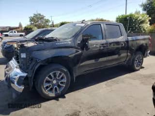 2021 Chevrolet Silverado 1500 LT z VIN 3GCPWCED3MG252983, wystawiony jako Copart lot #66405965 z przebiegiem 74 780 mil mil oraz Szkoda całkowita • Salvage title. Historia ofert i sprzedaży dostępna na DreamBid. Obrazek 1.