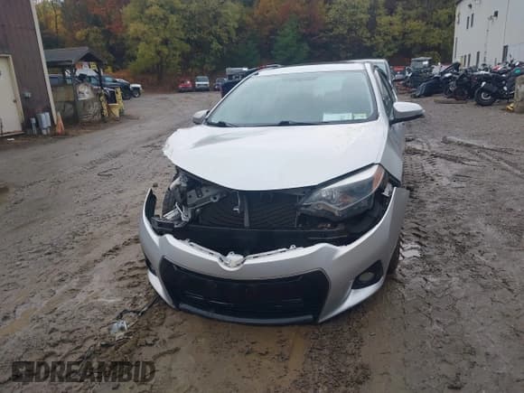 ✅ 2014 Toyota Corolla S Plus • VIN: 2T1BURHE5EC188125 • Lot: 43486334. Wystawiony na IAAI z przebiegiem 122 534 mil. Bezpłatny archiwum sprzedaży aukcyjnych z USA i szczegółowy raport historii pojazdu na DreamBid. Zdjęcie 12.