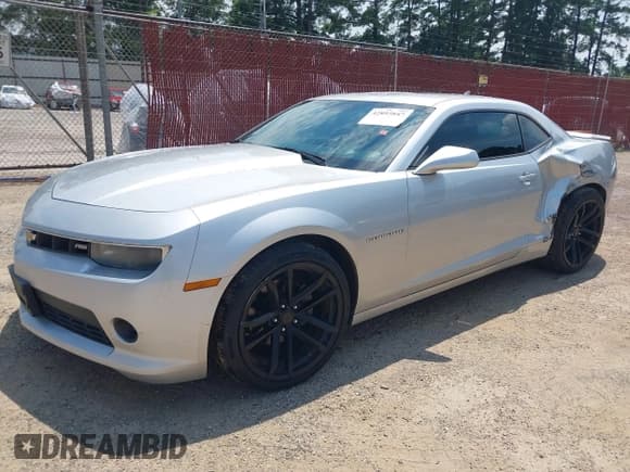 ✅ 2014 Chevrolet Camaro LT • VIN: 2G1FC1E36E9318544 • Lot: 42893847. Listed on IAAI with 113,912 mi. Free auction sales archive from the USA and detailed vehicle history report at DreamBid. Image 2.