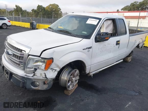 ✅ 2014 Ford F-150 XL • VIN: 1FTFX1CF1EKE23998 • Lot: 43449945. Listed on IAAI with 157,356 mi. Free auction sales archive from the USA and detailed vehicle history report at DreamBid. Image 2.