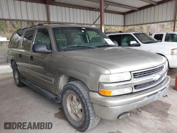 ✅ 2000 Chevrolet Suburban LS • VIN: 3GNFK16T8YG143773 • Лот: 41476329. Опубликован ранее на IAAI с пробегом 214 158 миль. Бесплатный доступ к архиву аукционных продаж из США и подробный отчёт об истории автомобиля на DreamBid. Изображение 6.