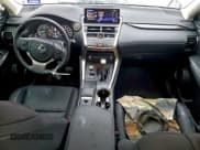 ✅ 2021 Lexus NX 300 • VIN: JTJGARDZXM5025986 • Lot: 94480185. Wystawiony na Copart z przebiegiem 19 266 mil. Bezpłatny archiwum sprzedaży aukcyjnych z USA i szczegółowy raport historii pojazdu na DreamBid. Zdjęcie 8.