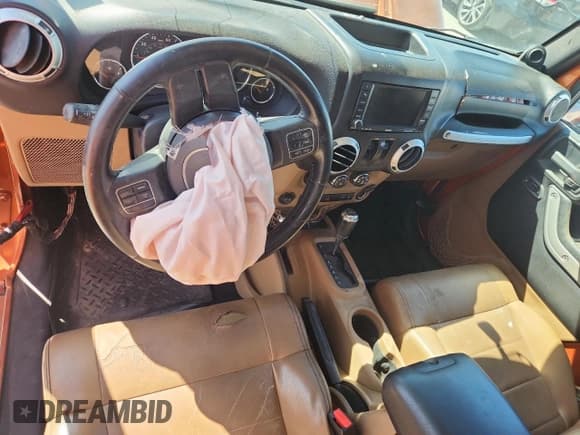 ✅ 2011 Jeep Wrangler Sahara • VIN: 1J4GA5D18BL576541 • Лот: 87415305. Опубликован ранее на Copart с пробегом 142 246 миль. Бесплатный доступ к архиву аукционных продаж из США и подробный отчёт об истории автомобиля на DreamBid. Изображение 8.