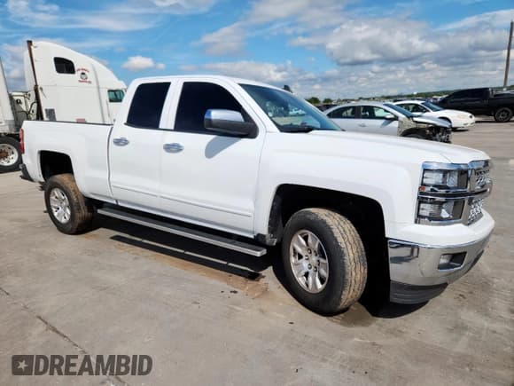 ✅ 2015 Chevrolet Silverado 1500 LT • VIN: 1GCRCREC8FZ165725 • Lot: 83985185. Wystawiony na Copart z przebiegiem 100 540 mil. Bezpłatny archiwum sprzedaży aukcyjnych z USA i szczegółowy raport historii pojazdu na DreamBid. Zdjęcie 4.
