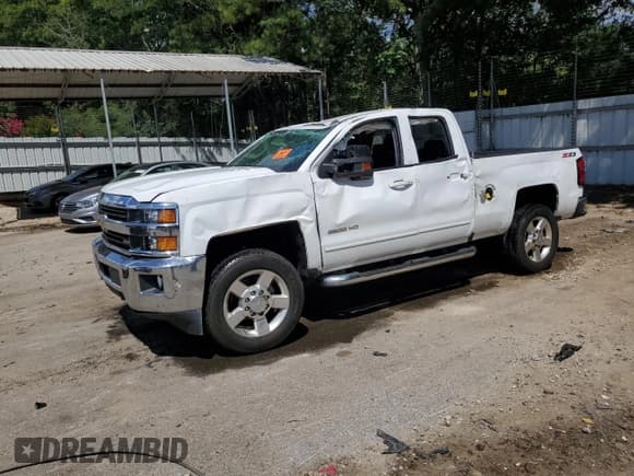 ✅ 2016 Chevrolet Silverado 2500HD LT • VIN: 1GC2KVEG1GZ407479 • Lot: 66373795. Wystawiony na Copart z przebiegiem 97 886 mil. Bezpłatny archiwum sprzedaży aukcyjnych z USA i szczegółowy raport historii pojazdu na DreamBid. Zdjęcie 1.