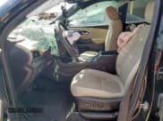 ✅ 2022 Chevrolet Traverse LT Cloth • VIN: 1GNERGKW4NJ163216 • Lot: 70037625. Wystawiony na Copart z przebiegiem 68 082 mil. Bezpłatny archiwum sprzedaży aukcyjnych z USA i szczegółowy raport historii pojazdu na DreamBid. Zdjęcie 7.