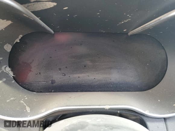 ✅ 2020 Mercedes-Benz C 300 • VIN: WDDWK8DB6LF949557 • Lot: 69230864. Wystawiony na Copart z przebiegiem Nie podano. Bezpłatny archiwum sprzedaży aukcyjnych z USA i szczegółowy raport historii pojazdu na DreamBid. Zdjęcie 9.