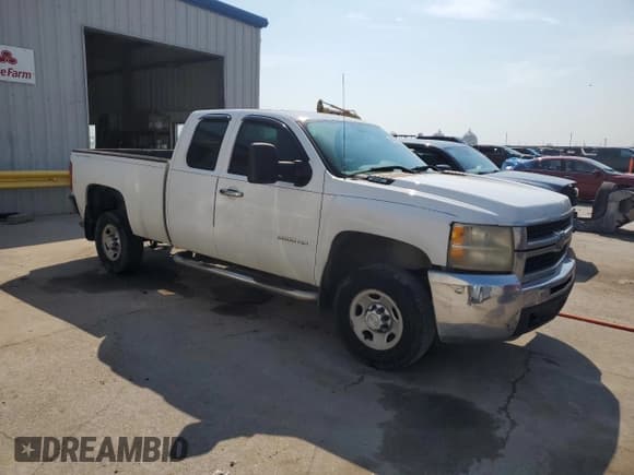 ✅ 2010 Chevrolet Silverado 1500 • VIN: 1GC5CVBG2AZ182169 • Лот: 68931565. Опубликован ранее на Copart с пробегом 328 881 миль. Бесплатный доступ к архиву аукционных продаж из США и подробный отчёт об истории автомобиля на DreamBid. Изображение 4.