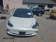 ✅ 2020 Tesla Model 3 Long Range • VIN: 5YJ3E1EB5LF795129 • Lot: 42896807. Wystawiony na IAAI z przebiegiem 108 333 mil. Bezpłatny archiwum sprzedaży aukcyjnych z USA i szczegółowy raport historii pojazdu na DreamBid. Zdjęcie 12.