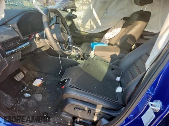 ✅ 2025 Honda CR-V Sport Touring • VIN: 7FARS6H94SE084579 • Lot: 80746895. Listed on Copart with 7,348 mi. Free auction sales archive from the USA and detailed vehicle history report at DreamBid. Image 7.