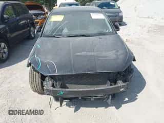 2020 Hyundai Elantra SEL with VIN KMHD84LF3LU015456, listed as a IAAI auction lot 43220966 with 118,280 mi miles and . Bid and sale history available at DreamBid. Image 6.