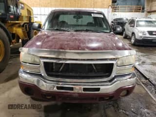 ✅ 2003 GMC Sierra 1500HD SLE • VIN: 1GTGK13U83F126895 • Lot: 80337574. Wystawiony na Copart z przebiegiem Nie podano. Bezpłatny archiwum sprzedaży aukcyjnych z USA i szczegółowy raport historii pojazdu na DreamBid. Zdjęcie 5.