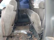 ✅ 2004 Chevrolet Silverado 1500 LS • VIN: 2GCEC19T041193650 • Lot: 42926558. Listed on IAAI with 196,719 mi. Free auction sales archive from the USA and detailed vehicle history report at DreamBid. Image 8.