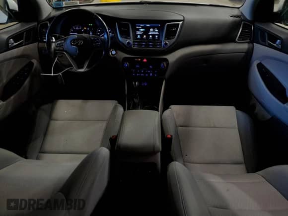 2018 Hyundai Tucson Limited z VIN KM8J3CA21JU669431, wystawiony jako Copart lot #90856805 z przebiegiem 35 854 mil mil oraz Czysty tytuł • Clean title. Historia ofert i sprzedaży dostępna na DreamBid. Obrazek 8.