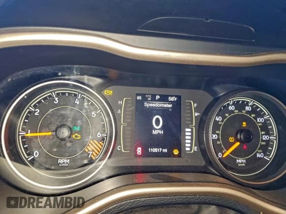 ✅ 2015 Jeep Cherokee Sport • VIN: 1C4PJLAB5FW676995 • Lot: 94804395. Wystawiony na Copart z przebiegiem 110 517 mil. Bezpłatny archiwum sprzedaży aukcyjnych z USA i szczegółowy raport historii pojazdu na DreamBid. Zdjęcie 9.