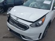 ✅ 2017 Kia Niro Touring Launch Edition • VIN: KNDCC3LC8H5040370 • Лот: 42575097. Опубликован ранее на IAAI с пробегом 67 532 миль. Бесплатный доступ к архиву аукционных продаж из США и подробный отчёт об истории автомобиля на DreamBid. Изображение 6.