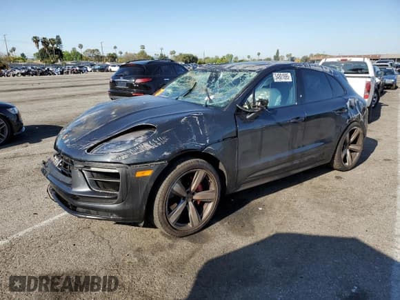 ✅ 2023 Porsche Macan S • VIN: WP1AG2A58PLB40570 • Лот: 54801095. Опубликован ранее на Copart с пробегом Не указан. Бесплатный доступ к архиву аукционных продаж из США и подробный отчёт об истории автомобиля на DreamBid. Изображение 1.