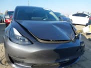 ✅ 2023 Tesla Model 3 Performance • VIN: 5YJ3E1EC7PF635722 • Lot: 41536638. Wystawiony na IAAI z przebiegiem 24 857 mil. Bezpłatny archiwum sprzedaży aukcyjnych z USA i szczegółowy raport historii pojazdu na DreamBid. Zdjęcie 11.