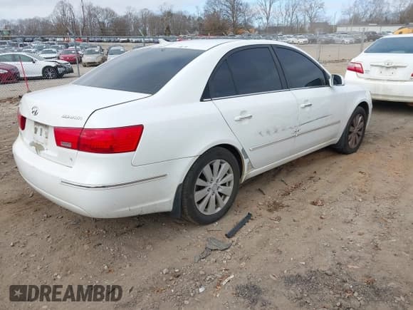 ✅ 2009 Hyundai Sonata Limited • VIN: 5NPEU46C29H514418 • Лот: 41513185. Опубликован ранее на IAAI с пробегом 186 861 миль. Бесплатный доступ к архиву аукционных продаж из США и подробный отчёт об истории автомобиля на DreamBid. Изображение 4.