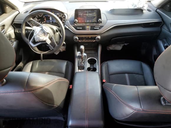 ✅ 2024 Nissan Altima SR • VIN: 1N4BL4CV9RN407173 • Lot: 90386495. Wystawiony na Copart z przebiegiem 9 598 mil. Bezpłatny archiwum sprzedaży aukcyjnych z USA i szczegółowy raport historii pojazdu na DreamBid. Zdjęcie 8.