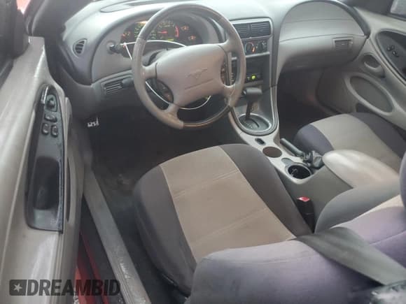 ✅ 2004 Ford Mustang Standard • VIN: 1FAFP40664F231611 • Lot: 55215835. Listed on Copart with 193,630 mi. Free auction sales archive from the USA and detailed vehicle history report at DreamBid. Image 8.