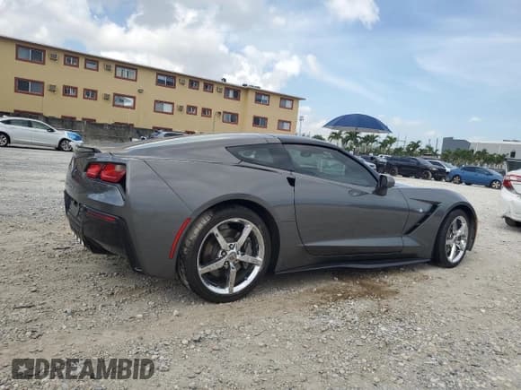 ✅ 2015 Chevrolet Corvette 2LT • VIN: 1G1YD2D71F5103233 • Lot: 63937275. Wystawiony na Copart z przebiegiem 37 601 mil. Bezpłatny archiwum sprzedaży aukcyjnych z USA i szczegółowy raport historii pojazdu na DreamBid. Zdjęcie 3.