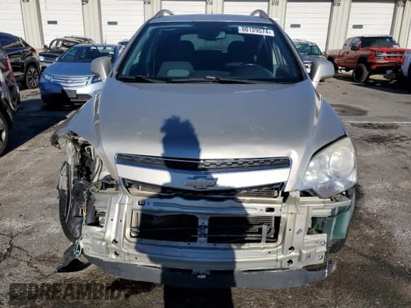 ✅ 2013 Chevrolet Captiva Sport LS • VIN: 3GNAL2EK4DS582837 • Lot: 80129574. Wystawiony na Copart z przebiegiem 222 122 mil. Bezpłatny archiwum sprzedaży aukcyjnych z USA i szczegółowy raport historii pojazdu na DreamBid. Zdjęcie 5.