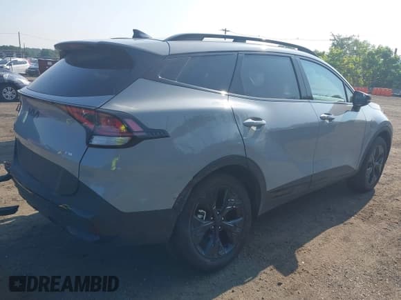 ✅ 2025 Kia Sportage X-Line • VIN: 5XYK6CDF2SG285403 • Lot: 42966324. Listed on IAAI with 417 mi. Free auction sales archive from the USA and detailed vehicle history report at DreamBid. Image 4.