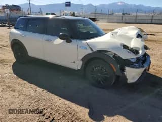 ✅ 2017 MINI Clubman Cooper S • VIN: WMWLU5C34H2E83836 • Lot: 86537815. Wystawiony na Copart z przebiegiem 46 664 mil. Bezpłatny archiwum sprzedaży aukcyjnych z USA i szczegółowy raport historii pojazdu na DreamBid. Zdjęcie 4.