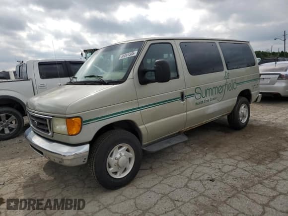 ✅ 2005 Ford Econoline Wagon XL • VIN: 1FBNE31S65HA58474 • Лот: 55091505. Опубликован ранее на Copart с пробегом 165 333 миль. Бесплатный доступ к архиву аукционных продаж из США и подробный отчёт об истории автомобиля на DreamBid. Изображение 1.