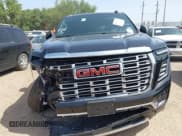 ✅ 2025 GMC Yukon Denali • VIN: 1GKS2DRL0SR223231 • Лот: 42634310. Опубликован ранее на IAAI с пробегом 6 878 миль. Бесплатный доступ к архиву аукционных продаж из США и подробный отчёт об истории автомобиля на DreamBid. Изображение 13.