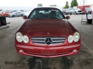 ✅ 2005 Mercedes-Benz CLK 320 • VIN: WDBTK65G65T046677 • Lot: 64825545. Wystawiony na Copart z przebiegiem 143 120 mil. Bezpłatny archiwum sprzedaży aukcyjnych z USA i szczegółowy raport historii pojazdu na DreamBid. Zdjęcie 5.