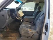 ✅ 2003 Chevrolet Silverado 2500HD LS • VIN: 1GCHC29133E180793 • Лот: 72180174. Опубликован ранее на Copart с пробегом Не указан. Бесплатный доступ к архиву аукционных продаж из США и подробный отчёт об истории автомобиля на DreamBid. Изображение 7.