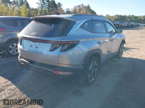 ✅ 2022 Hyundai Tucson SEL • VIN: 5NMJCCAE3NH137769 • Lot: 43424012. Listed on IAAI with 15,832 mi. Free auction sales archive from the USA and detailed vehicle history report at DreamBid. Image 4.