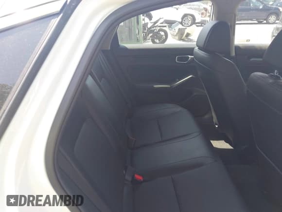 ✅ 2022 Honda Civic EX-L • VIN: 19XFL1H76NE017196 • Lot: 42431559. Listed on IAAI with 10,061 mi. Free auction sales archive from the USA and detailed vehicle history report at DreamBid. Image 8.