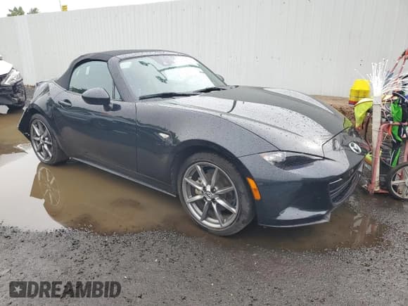 ✅ 2021 Mazda MX-5 Miata Grand Touring • VIN: JM1NDAD76M0452192 • Лот: 66387614. Опубликован ранее на Copart с пробегом 21 659 миль. Бесплатный доступ к архиву аукционных продаж из США и подробный отчёт об истории автомобиля на DreamBid. Изображение 4.