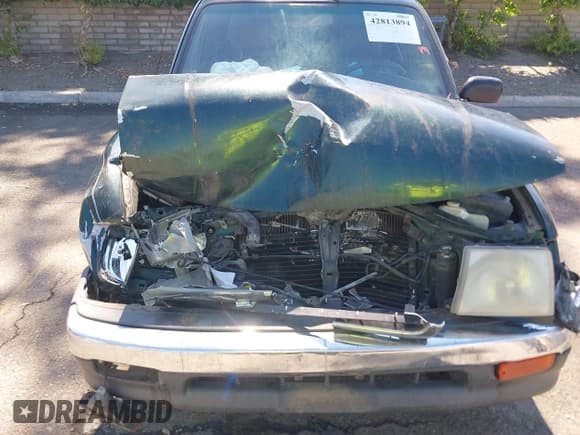 ✅ 1999 Toyota Tacoma • VIN: 4TAVL52N2XZ439107 • Lot: 42813894. Wystawiony na IAAI z przebiegiem 135 514 mil. Bezpłatny archiwum sprzedaży aukcyjnych z USA i szczegółowy raport historii pojazdu na DreamBid. Zdjęcie 6.