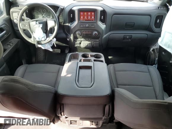 ✅ 2024 Chevrolet Silverado 1500 Custom • VIN: 1GCPABEK5RZ167674 • Лот: 65393665. Опубликован ранее на Copart с пробегом 6 556 миль. Бесплатный доступ к архиву аукционных продаж из США и подробный отчёт об истории автомобиля на DreamBid. Изображение 8.