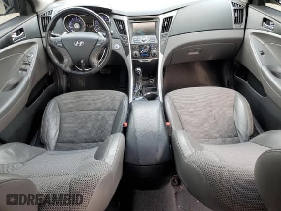 ✅ 2011 Hyundai Sonata SE • VIN: 5NPEC4AB4BH178438 • Lot: 66506554. Wystawiony na Copart z przebiegiem 165 190 mil. Bezpłatny archiwum sprzedaży aukcyjnych z USA i szczegółowy raport historii pojazdu na DreamBid. Zdjęcie 8.