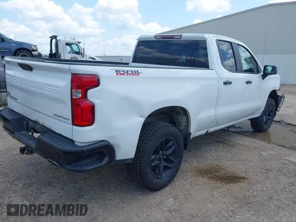 ✅ 2020 Chevrolet Silverado 1500 Custom Trail Boss • VIN: 1GCRYCEF2LZ364242 • Lot: 42206852. Listed on IAAI with 78,643 mi. Free auction sales archive from the USA and detailed vehicle history report at DreamBid. Image 4.