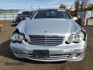 ✅ 2007 Mercedes-Benz C 280 Luxury • VIN: WDBRF92H57F915168 • Лот: 90318045. Опубликован ранее на Copart с пробегом 182 490 миль. Бесплатный доступ к архиву аукционных продаж из США и подробный отчёт об истории автомобиля на DreamBid. Изображение 5.