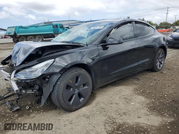 ✅ 2021 Tesla Model 3 Standard Range Plus • VIN: 5YJ3E1EA4MF875501 • Lot: 50909925. Wystawiony na Copart z przebiegiem 49 500 mil. Bezpłatny archiwum sprzedaży aukcyjnych z USA i szczegółowy raport historii pojazdu na DreamBid. Zdjęcie 1.
