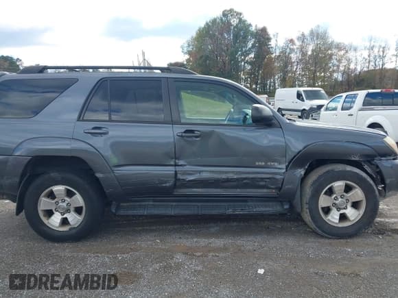 ✅ 2004 Toyota 4Runner SR5 Sport • VIN: JTEBU14R240054381 • Лот: 43582781. Опубликован ранее на IAAI с пробегом 244 828 миль. Бесплатный доступ к архиву аукционных продаж из США и подробный отчёт об истории автомобиля на DreamBid. Изображение 13.