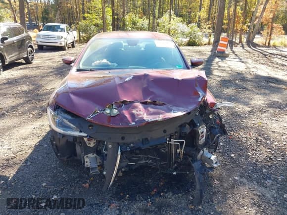 ✅ 2016 Chrysler 200 Limited • VIN: 1C3CCCAB4GN101971 • Lot: 43639487. Listed on IAAI with 111,856 mi. Free auction sales archive from the USA and detailed vehicle history report at DreamBid. Image 13.