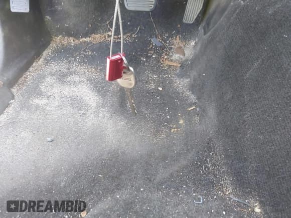 ✅ 2009 Chevrolet Colorado 2LT • VIN: 1GCDS13E898140059 • Лот: 42443824. Опубликован ранее на IAAI с пробегом 214 718 миль. Бесплатный доступ к архиву аукционных продаж из США и подробный отчёт об истории автомобиля на DreamBid. Изображение 11.