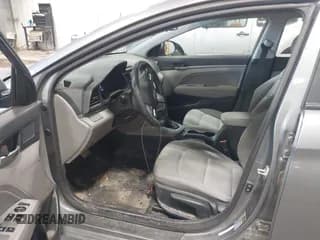 ✅ 2019 Hyundai Elantra SEL • VIN: KMHD84LF7KU736832 • Lot: 43274677. Listed on IAAI with 143,823 mi. Free auction sales archive from the USA and detailed vehicle history report at DreamBid. Image 5.