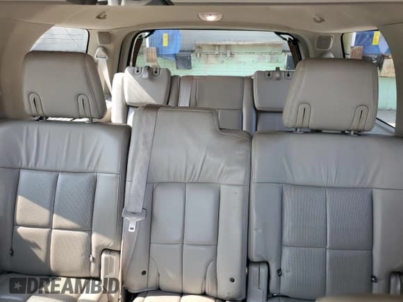 ✅ 2010 Lincoln Navigator • VIN: 5LMJJ2J58AEJ03008 • Lot: 59256995. Listed on Copart with 245,208 mi. Free auction sales archive from the USA and detailed vehicle history report at DreamBid. Image 10.
